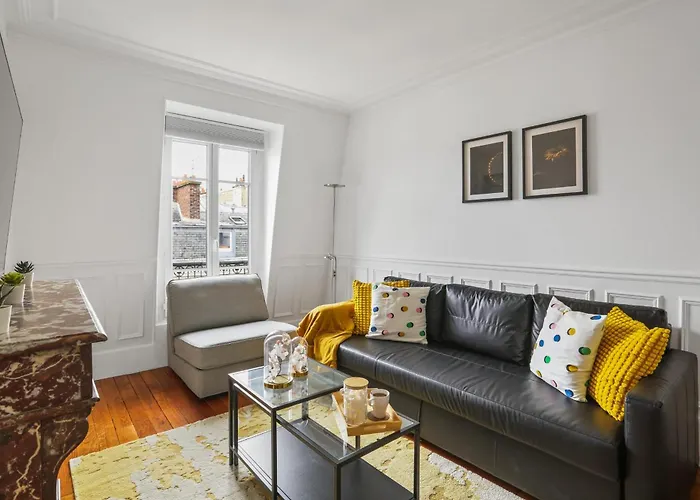 아파트 Arc De Triomphe - Lauriston 1bdr By B'your 파리